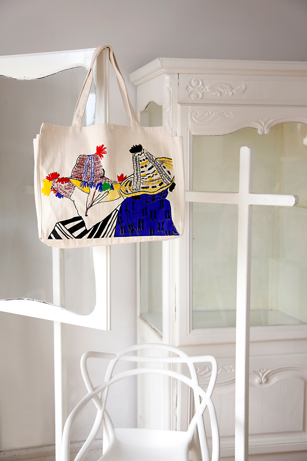 Lala de Moulati Moroccan Plates Artisanal Handmade Ceramics Henna Books