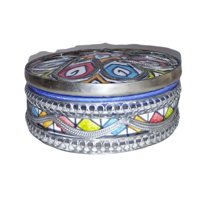 Mini vintage jewelry box