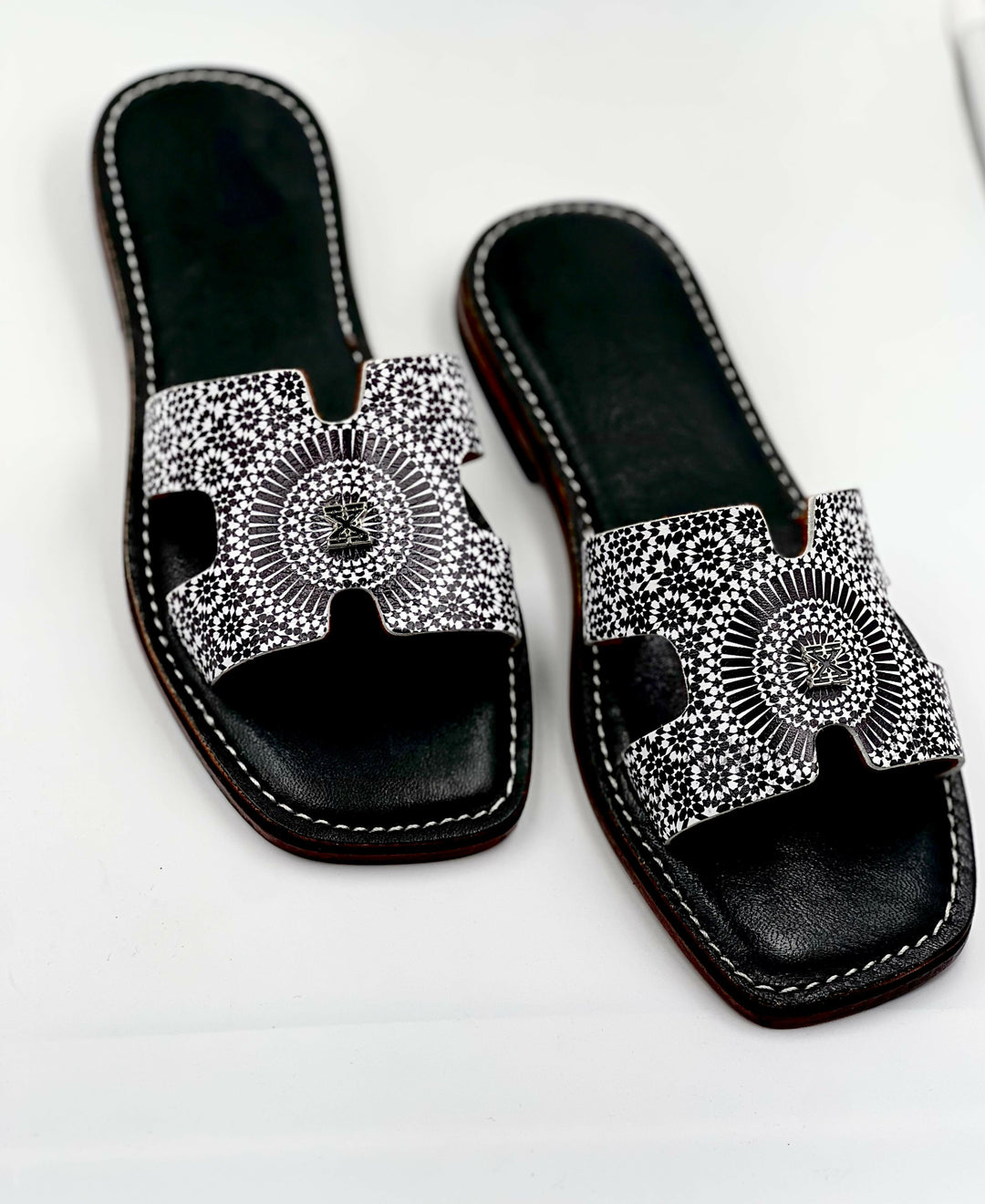 Black Zellige Sandals | Terre d'Histoire - Air Babouche