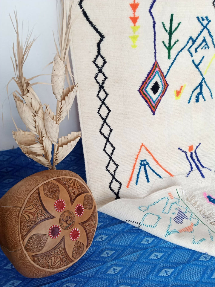 Large Moroccan Wool Carpet - Handmade Tribal Patterns