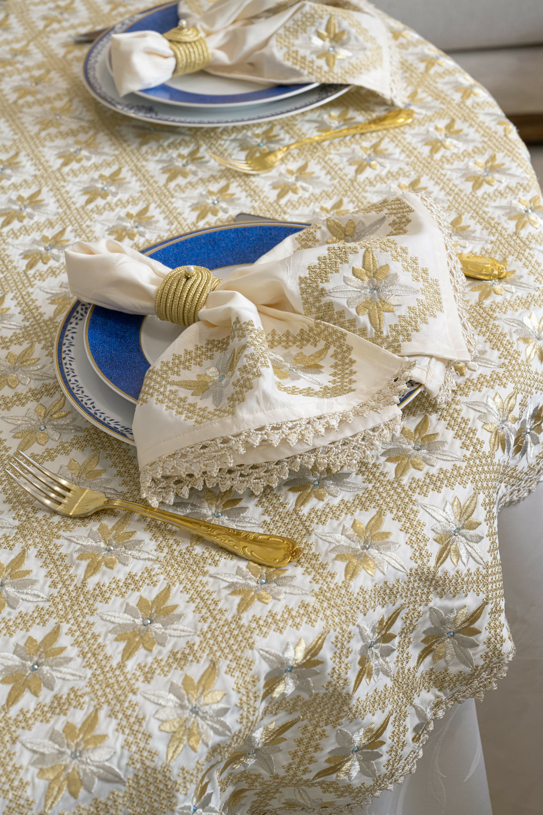 Rabat Tradition Table Set 'Ghourza-Rbati'