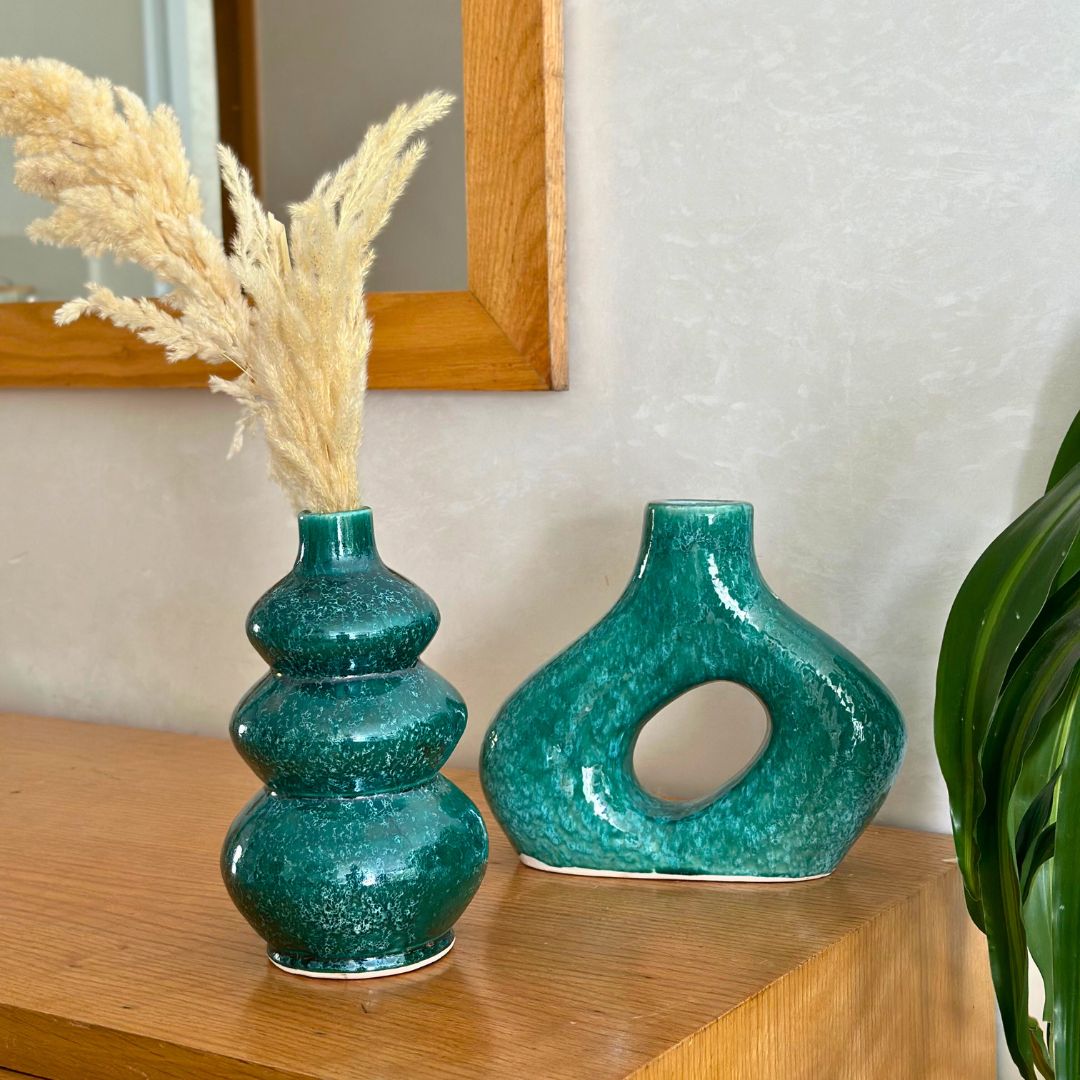 Duo of tanara and aboukat turquoise + pampas vases