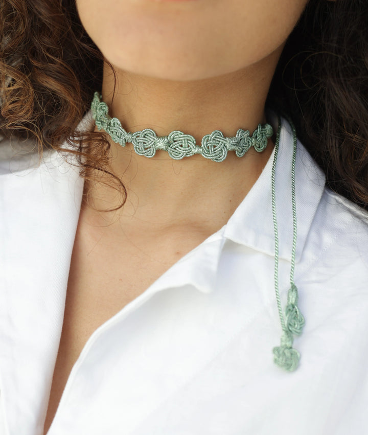 Taasab Choker