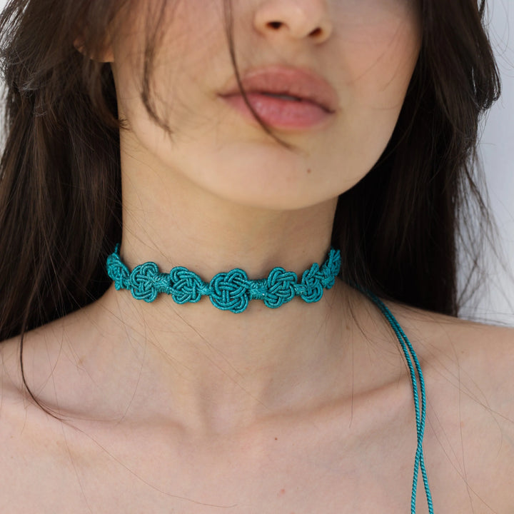 Taasab Choker