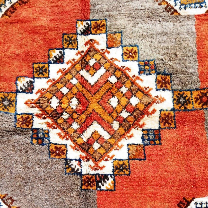 Red and Brown Moroccan Rug-Coopérative Bakiz-MyTindy