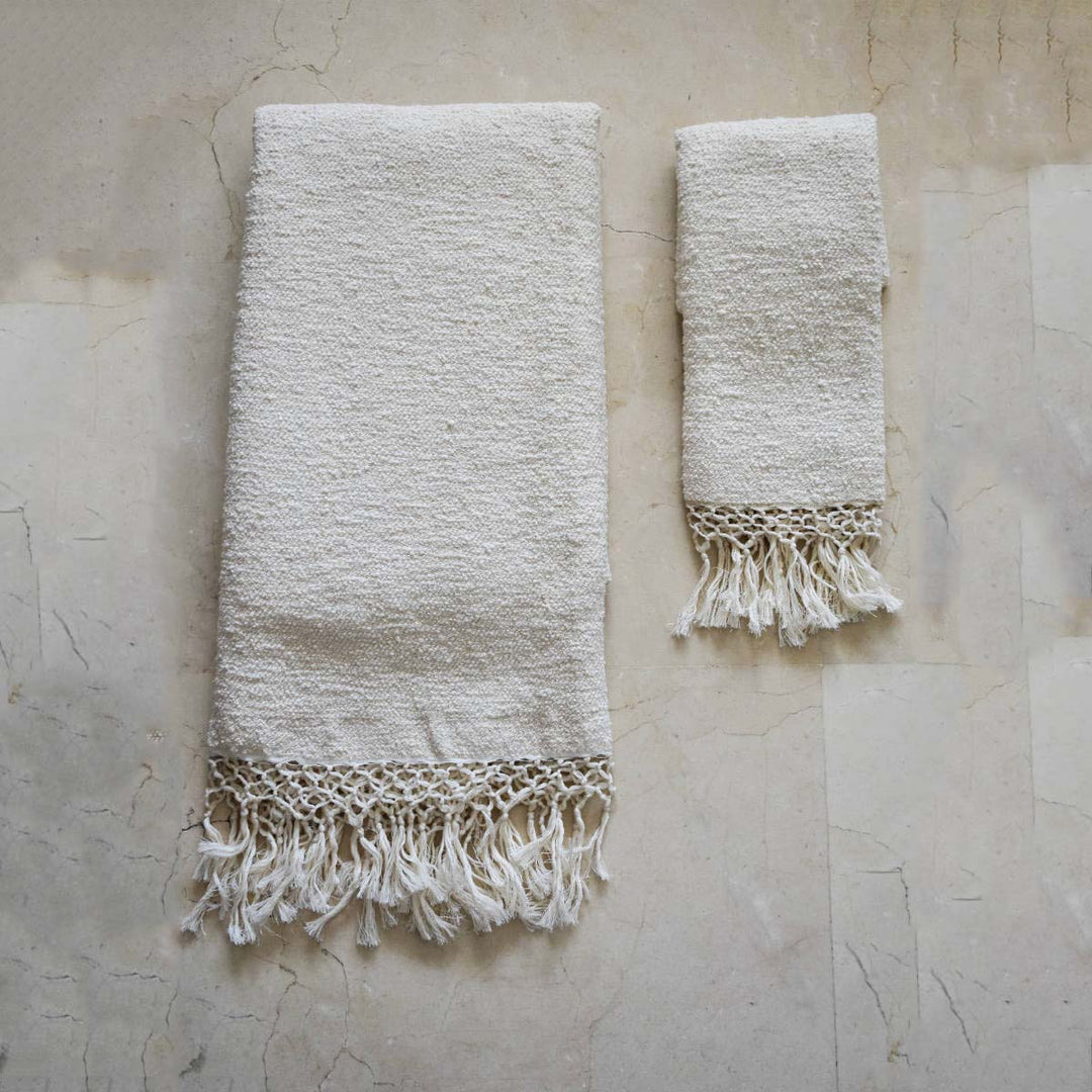 Aniqa Towel