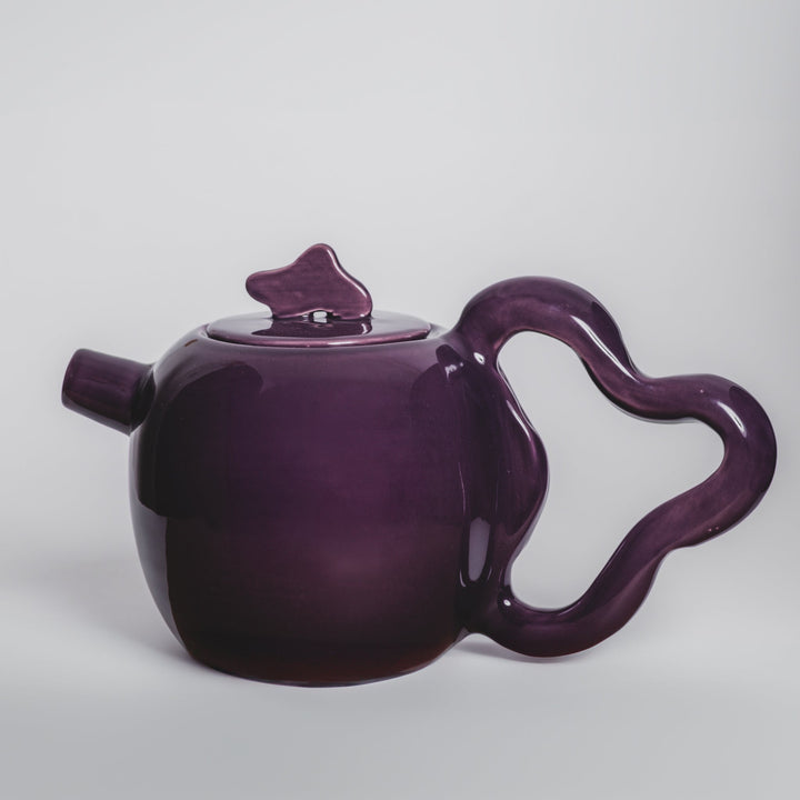 Wonky teapot