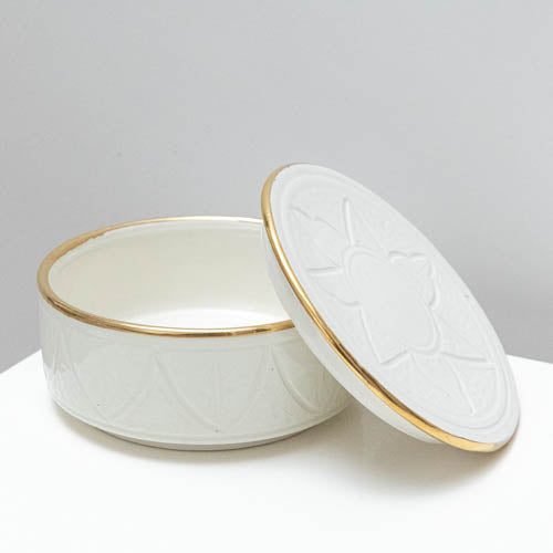 Ceramic Box With Golden Thread