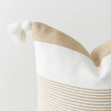 Pemium Moroccan Pillow Cover Pompon