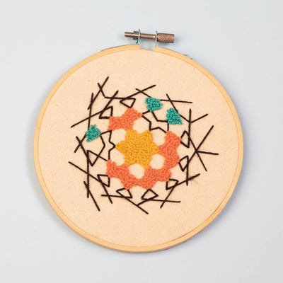 14 cm Embroidered Hoop Zelij Fragments