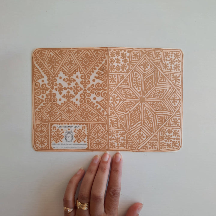 THE POSTAL EDEN N°4 Post Card - Natural Henna Color