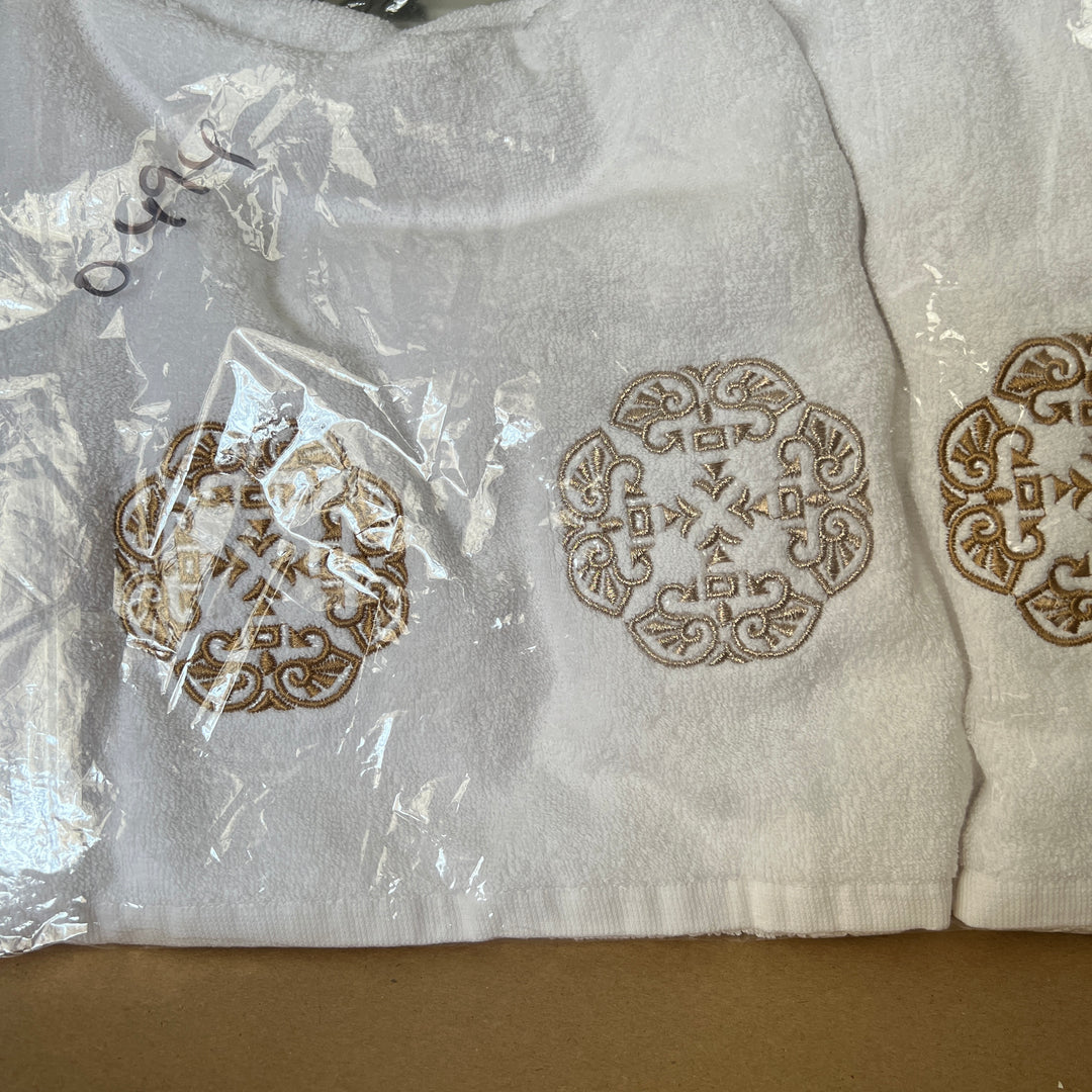 ROY - White & Gold Moroccan Embroidery Guest Towels
