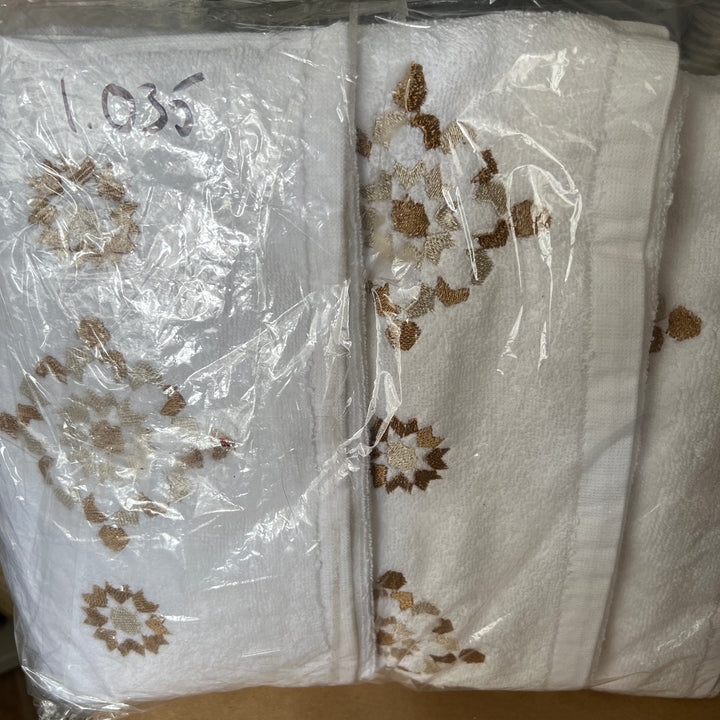 BELDA - Set of 3 Zellige Embroidery Bath Towels
