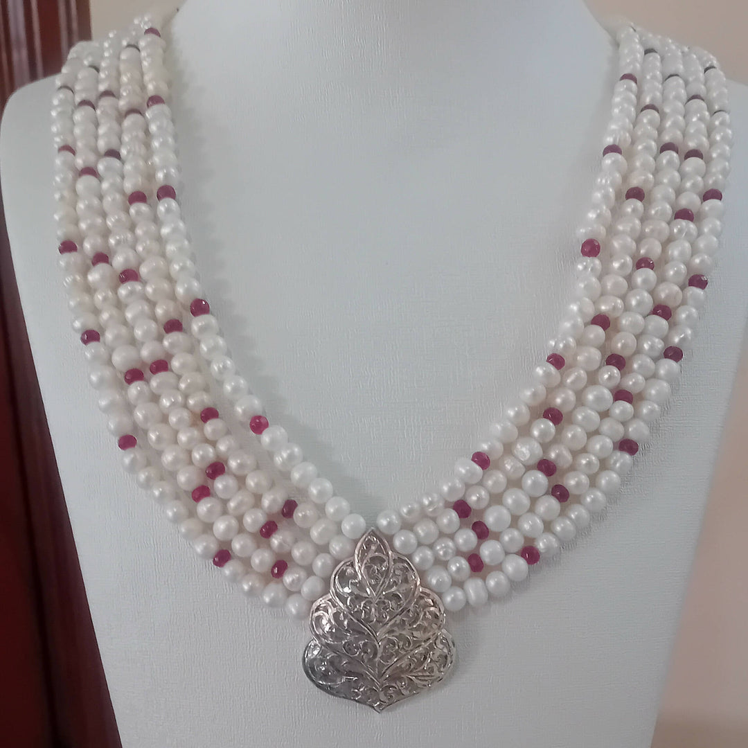 Beldi White and Red Moroccan Necklace