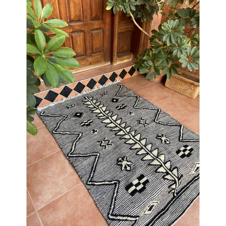 Ait Ougharda Taznakht Rug