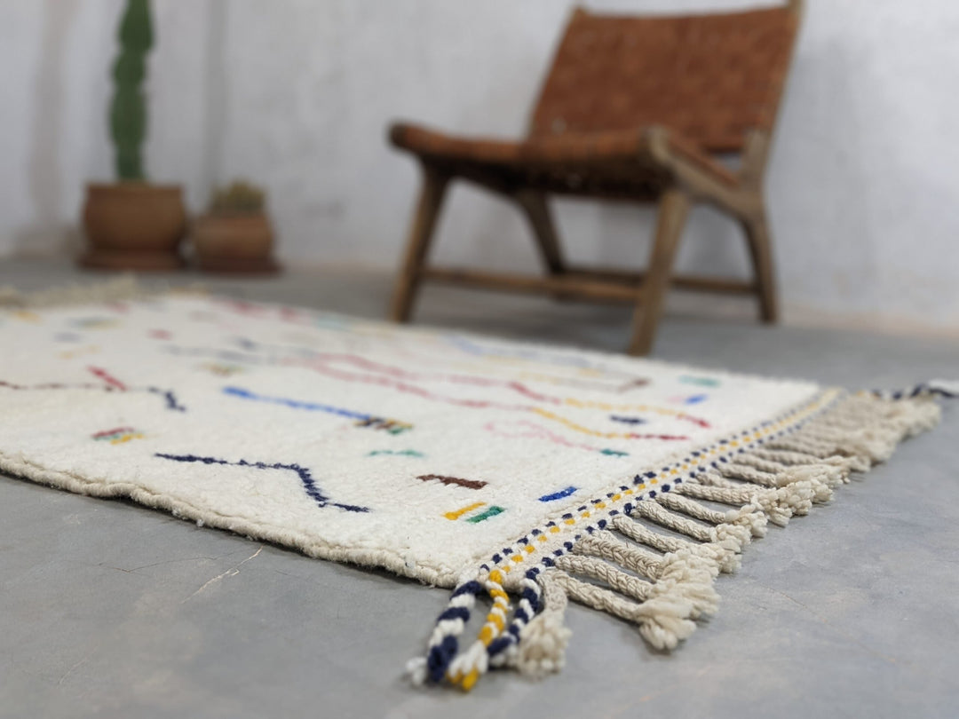 Small Moroccan Rugs - Berber Handwoven Rugs for Home Décor (152 x 110 cm)