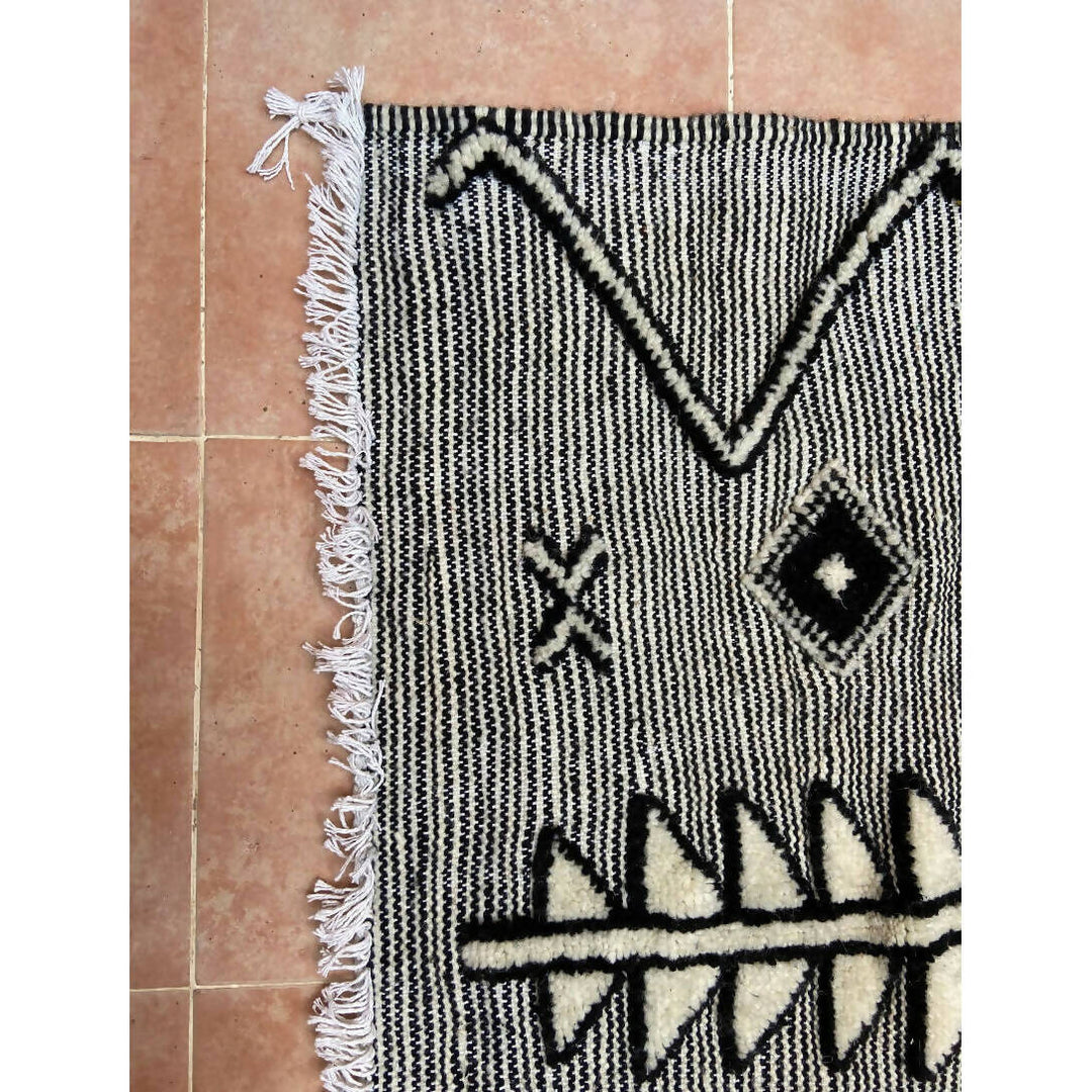 Ait Ougharda Taznakht Rug