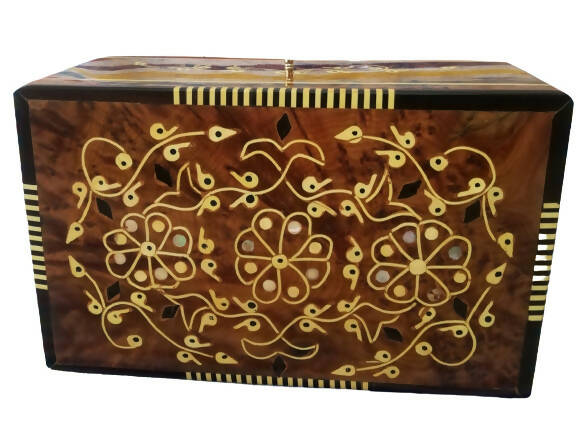 Moroccan wooden box made of Thuya Wood