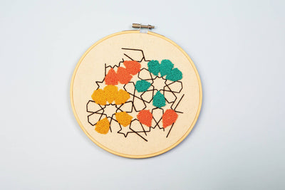 24 cm Embroidered Hoop Zelij Fragments