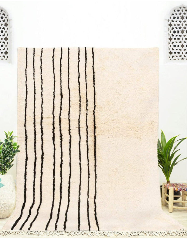 Authentic Moroccan Wool Black and White Beni Mrirt Rug