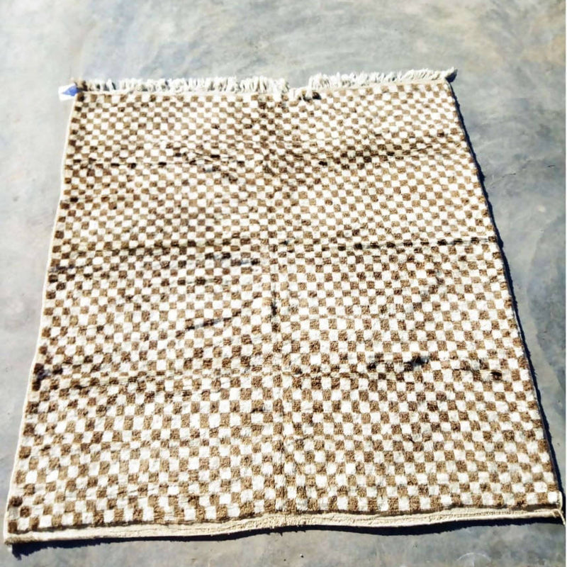 Brown Checkboard Moroccan Rug-Coopérative Bakiz-MyTindy
