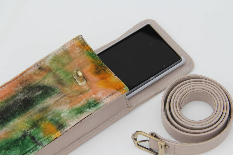 Nature phone bag-Moroccan Hand’Silk-MyTindy