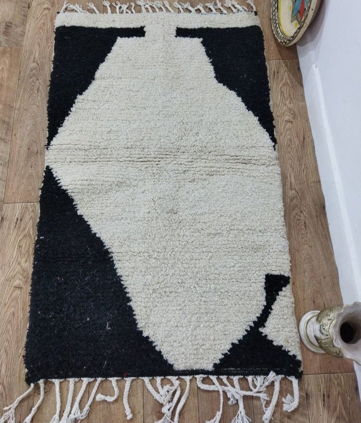 Moroccan rug Beni Ouarain rug 2x4 ft Handmade rug Berber rug
