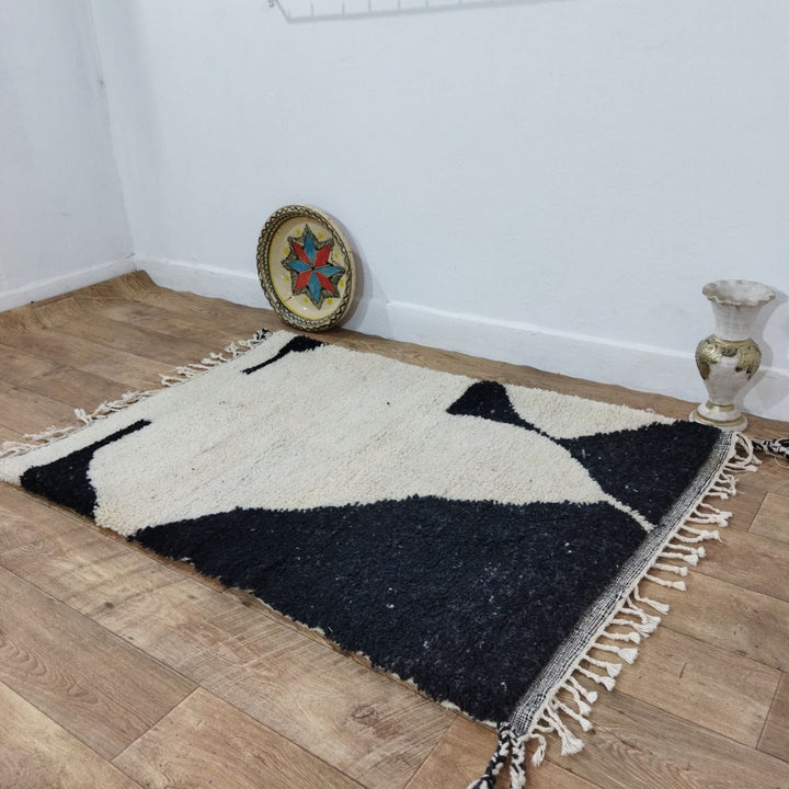 Moroccan rug Beni Ouarain rug 3x4 ft Handmade rug Berber rug