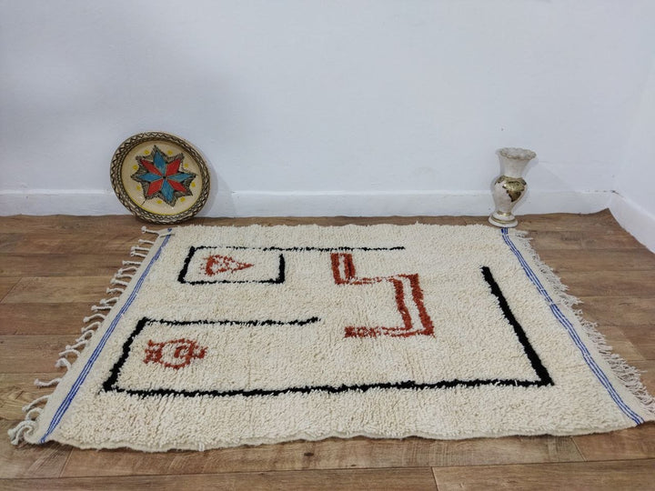 Moroccan rug Beni Ouarain rug 3x5 ft Handmade rug Berber rug