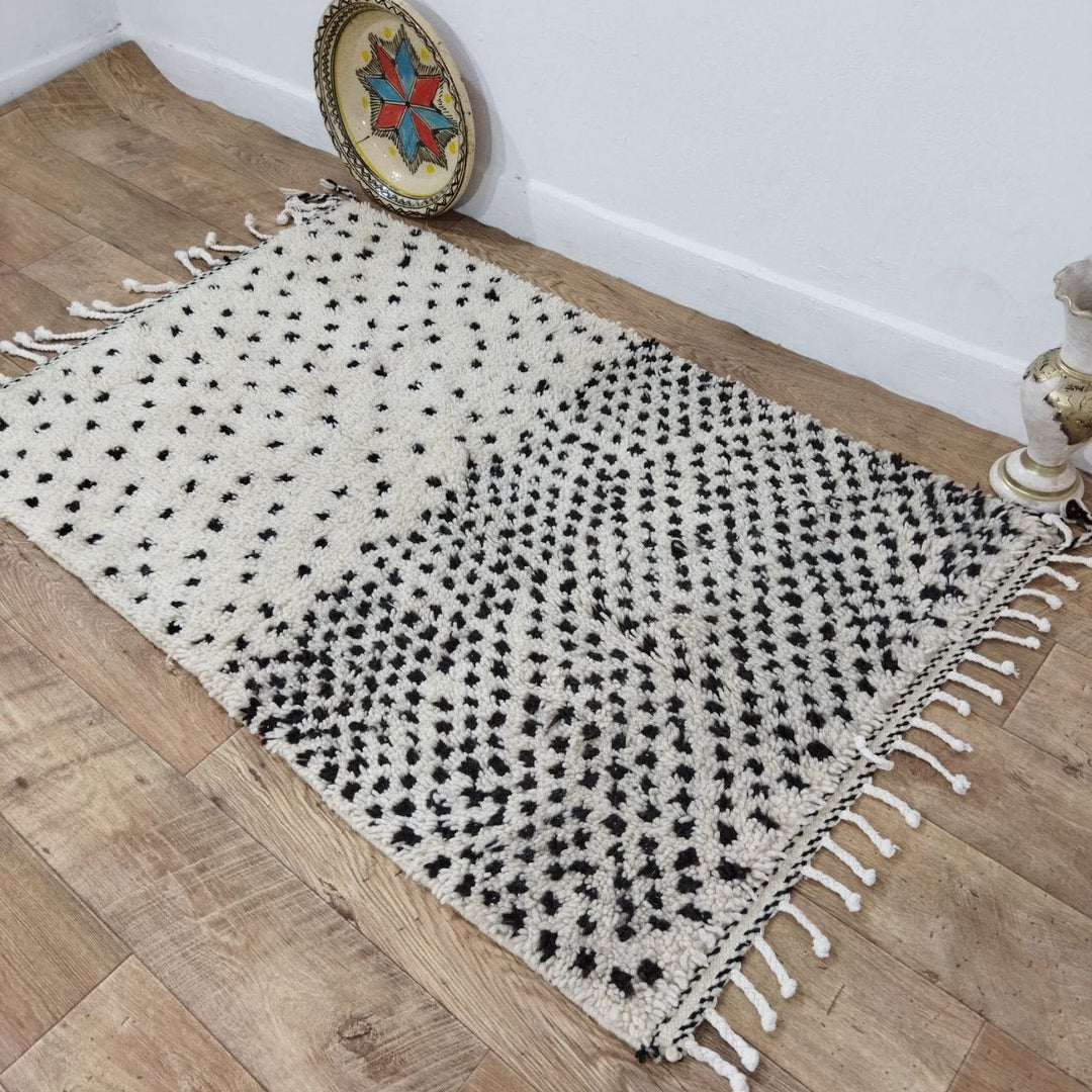 Moroccan rug Beni Ouarain rug 3x5 ft Handmade rug Berber rug