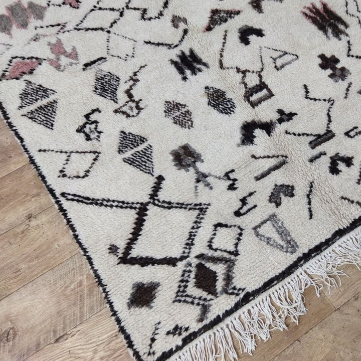 Moroccan rug Beni Ouarain rug 4x10 ft Handmade rug Berber rug