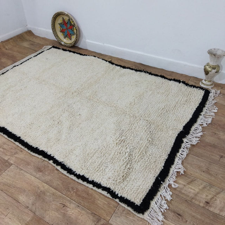 Moroccan rug Beni Ouarain rug 4x6 ft Handmade rug Berber rug