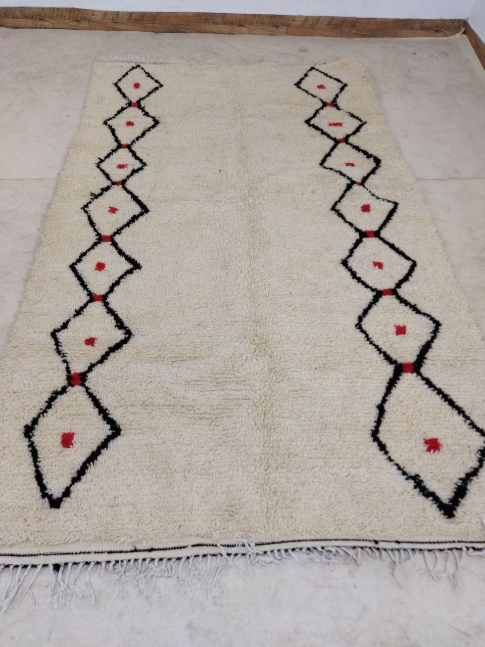 Moroccan rug Beni Ouarain rug 5x8 ft Handmade rug Berber rug