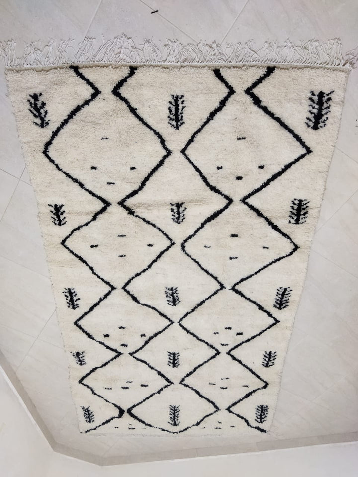 Moroccan rug Beni Ouarain rug 5x9 ft Handmade rug Berber rug