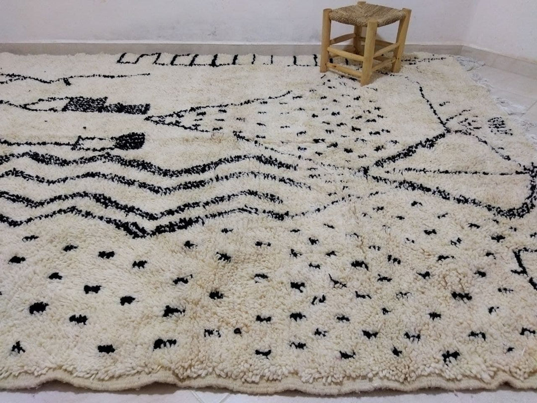 Moroccan rug Beni Ouarain rug 6x8 ft Handmade rug Berber rug