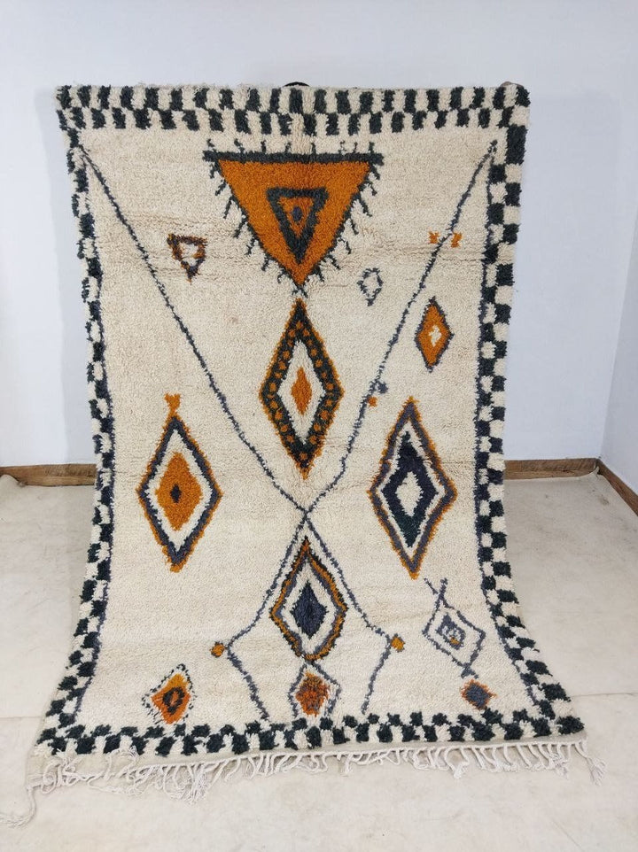 Moroccan rug Style Azilal rug 5x8 ft Handmade rug Berber rug