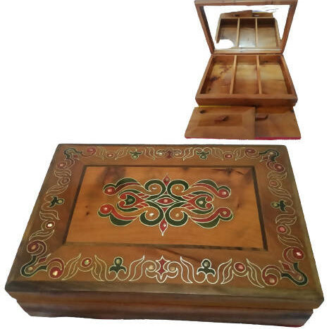 Moroccan jewellery box made of Thuya Wood