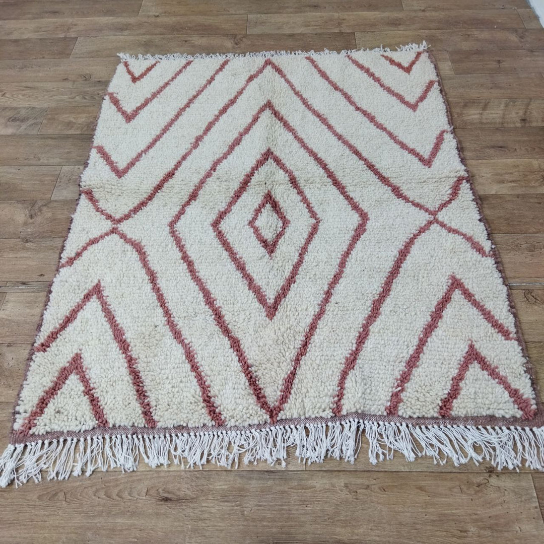 Authentic White And Red Moroccan Small Rug - 4x5 Ft Wool Berber Carpet