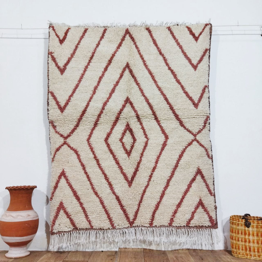 Authentic White And Red Moroccan Small Rug - 4x5 Ft Wool Berber Carpet