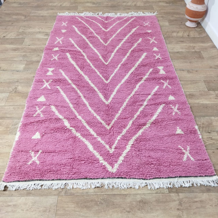 Authentic White And Pink Moroccan Rug - 5x8 Ft Wool Berber Pink Carpet