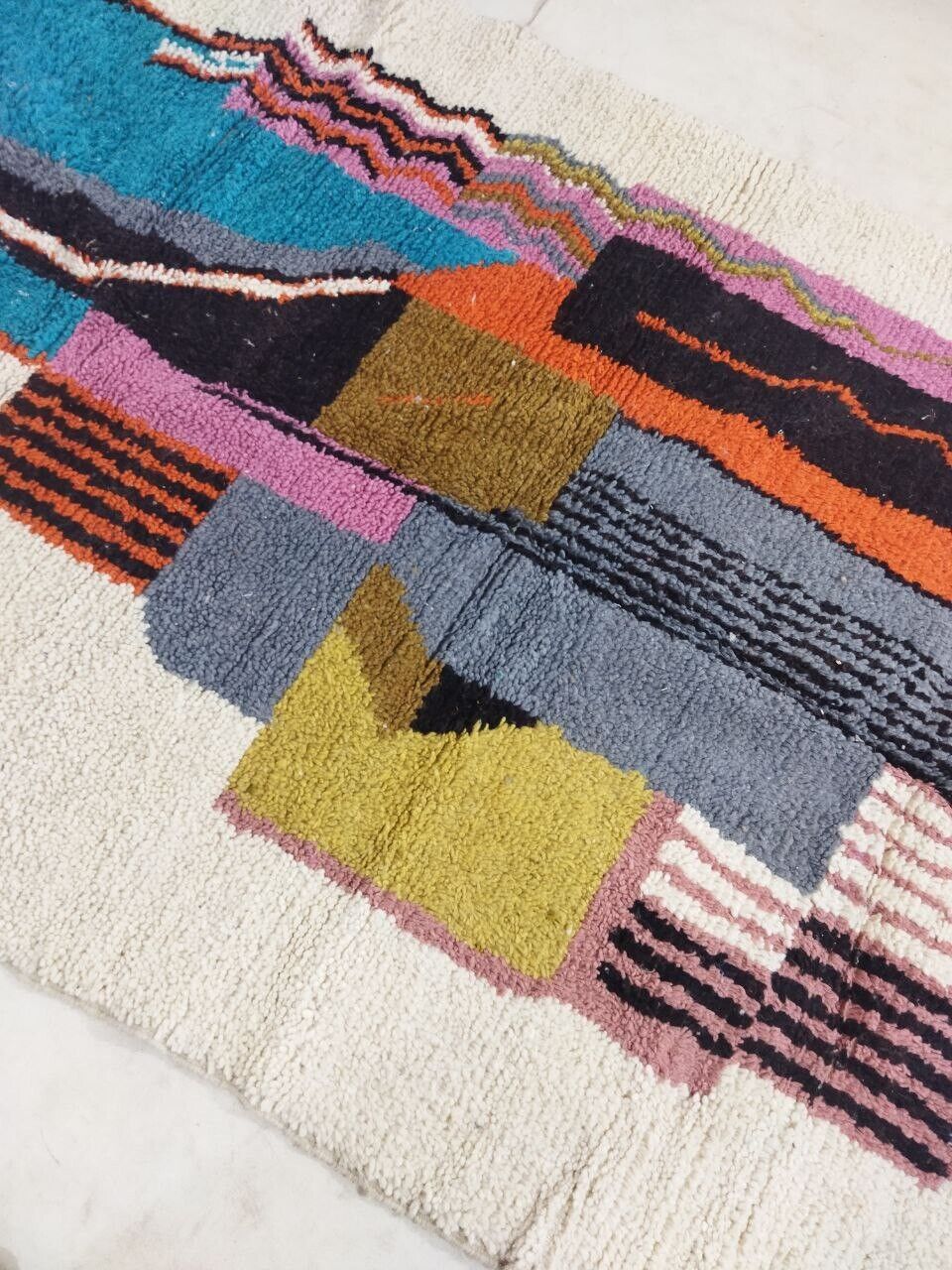 Moroccan rug Style Azilal rug 5x8 ft Handmade rug Berber rug